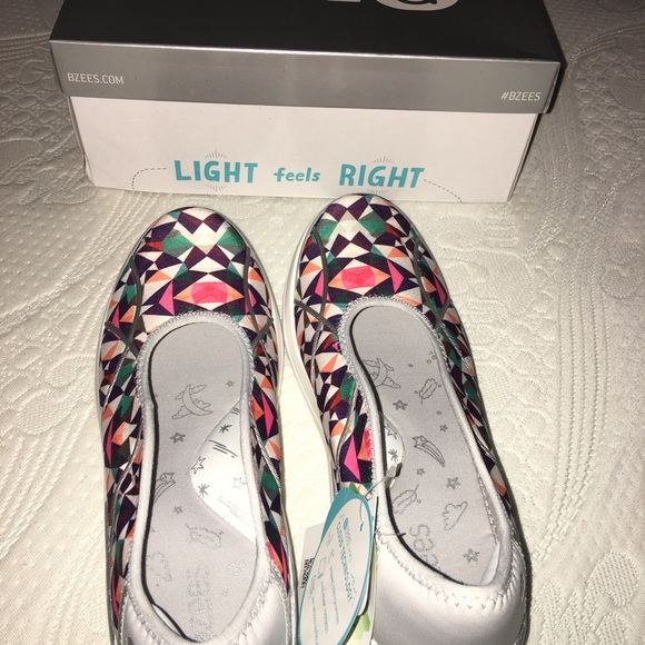 Bzees Comfort BRAND NEW SHOES IN THE BOX SIZE 8 - Picture 2 of 8